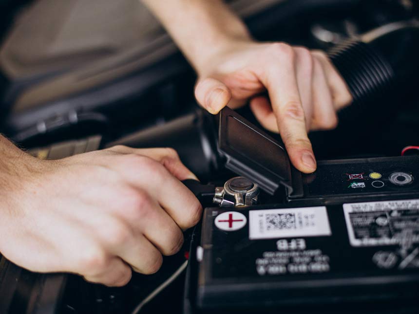 DVR-towing-battery