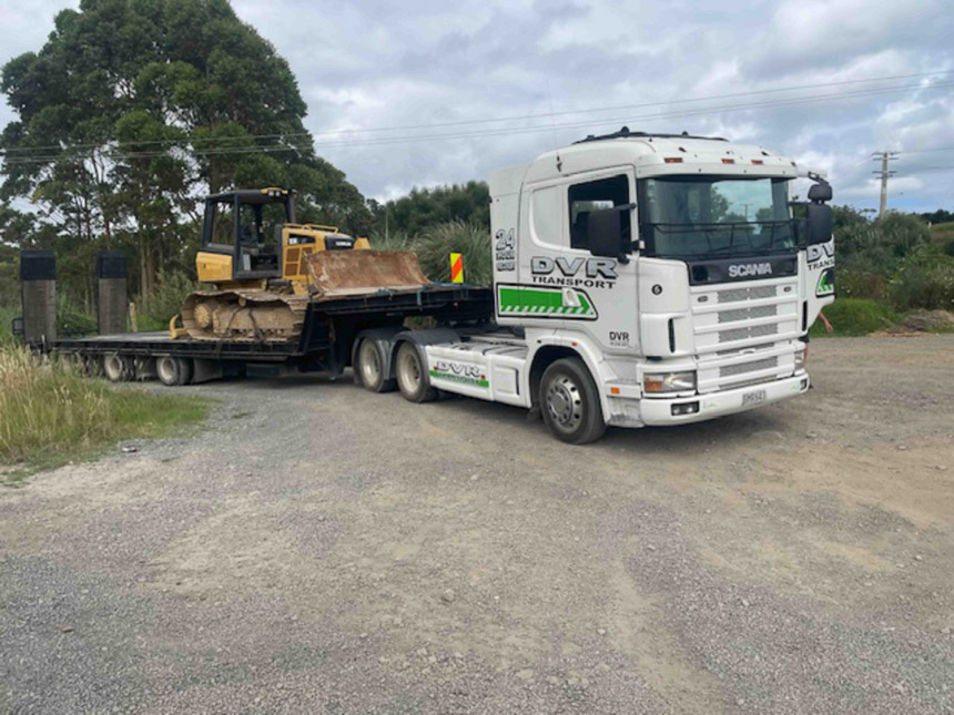 DVR towing tauranga gallery image3 machinery on tow truck