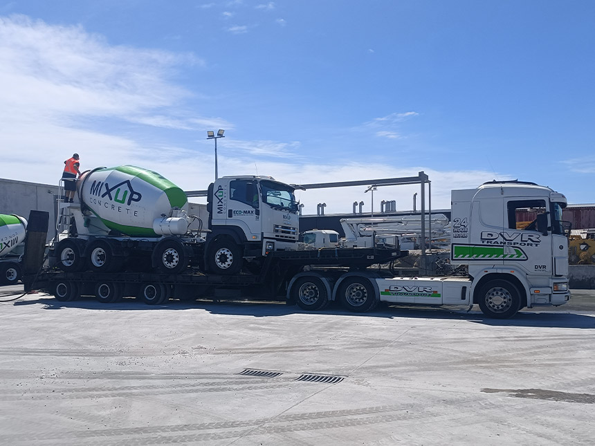 DVR-cement-truck-on-tow-truck machinery on tow truck