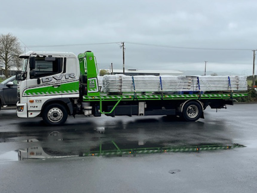 DVR-towing-tauranga-pipes-on-truck-bed